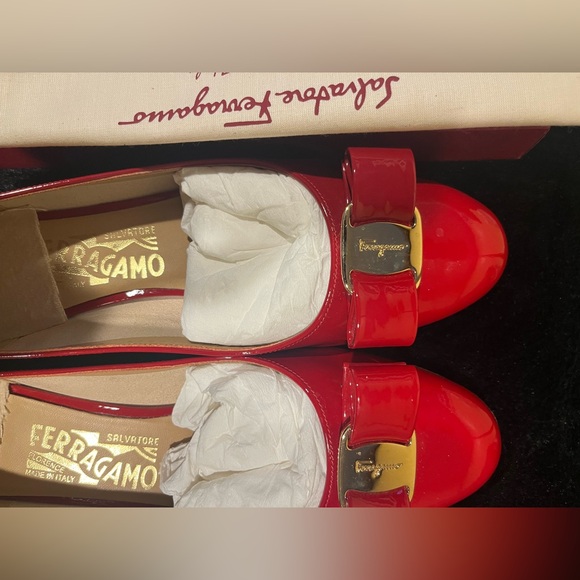 Salvatore Ferragamo Shoes 7B
I accept offers - Picture 6 of 8